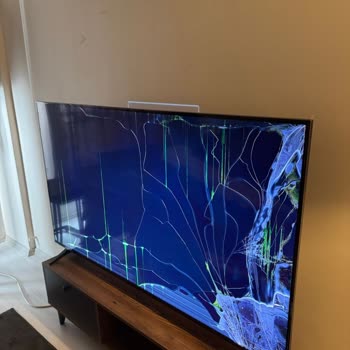 Kırık Teslim Edilen Televizyon İçin İade Talebim Gerekçesiz Reddedildi