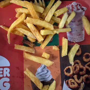 Burger King'de Aşırı Yağlı Ve Soğuk Patates Sorunu