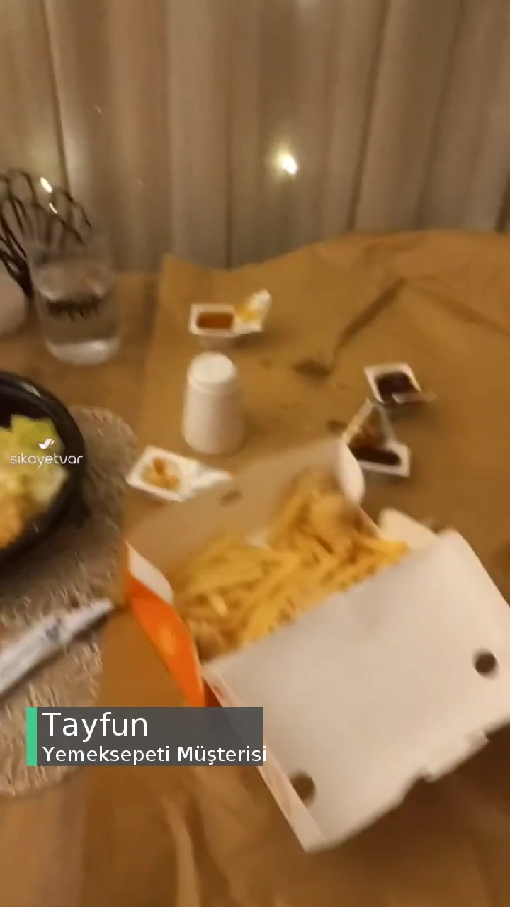 Yemeksepeti Eksik Ürün Getirip Arkasında Durmamak! videonun kapak resmi