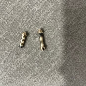 Armine Çantasının Metal Parçalarında Hızlı Oksitlenme Ve Garanti İadesi