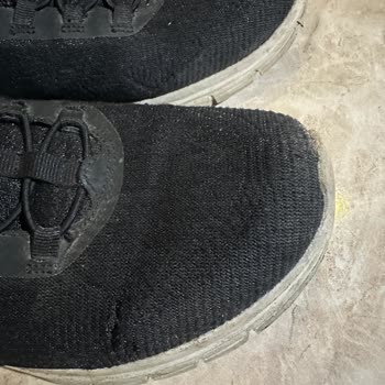 İki Yıllık Garanti Hakkı İhlali Ayakkabının Yırtılması Ve Değişim Reddi