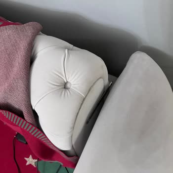 Üretim Hatalı Koltuk Takımı Ve Teslimatta İlgisiz Yaklaşım