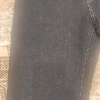 Mavi Jeans Pantolon İlk Yıkamada Beyaz Çizgiler Ve Sorumluluk Reddi