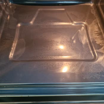 Arçelik Fibona Ankastre Fırınımdaki Buharlı Temizleme Sonrası Kalıcı Beyaz Lekeler Ve Kavlamalar
