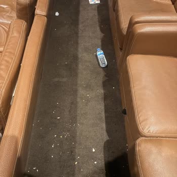 Kirli Salon Ve Personel Umursamazlığı, 524 TL’lik Ücret Boşa