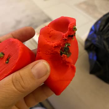 Pritt Oyun Hamurunda Belirsiz Madde Çıkması Sağlık Ve Güvenlik Endişesi