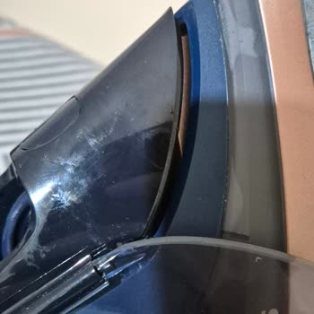 Garanti Kapsamındaki Philips Ütünün Vida Sorunu Tekrar