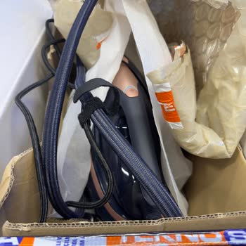 Teknosa Ütüsünde Koyu Kıyafetlerde Parlatma Sorunu Ve Çözüm İhmali