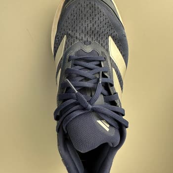 Adidas Ayakkabısının Kısa Sürede Yırtılması, Kullanıcı Hatası İddiası Ve Değişim Talebi