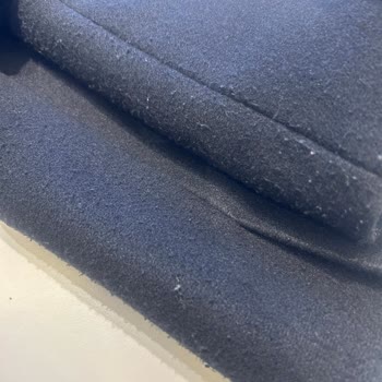 Marks And Spencer Kalitesiz Kumaş Nedeniyle Kısa Sürede Tüylenen Kadın Mantosu