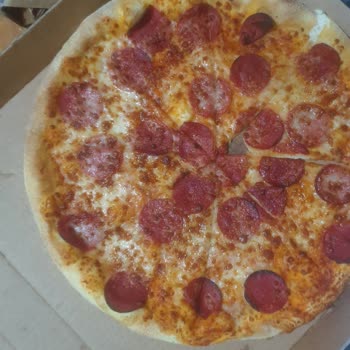 Sipariş Gecikti, Soğuk Pizza Teslim Edildi Ve Yoğunluk Bahane Edildi