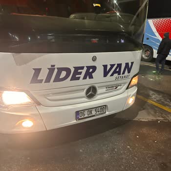 Kırık Camlı Otobüste Güvenlik Sorunu Ve İade Talebi