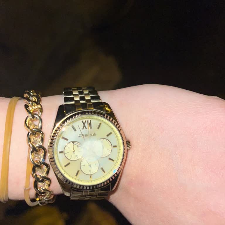 Evkur Şişli'de 3 ATM İddia Edilen Saat Suya Dayanmaz, Servis Kötü Ve İade Talebi