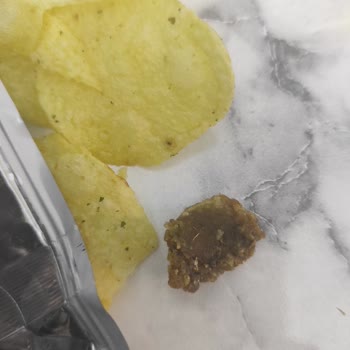 Migros Lays Çipsinde Sert Yabancı Madde Bulundu