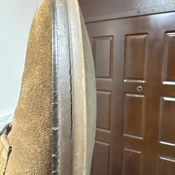 Ayakkabının Tabanı 7 Ayda Yırtıldı, 6 Aylık Garanti Yetersiz Ve Ücret İadesi Talebi