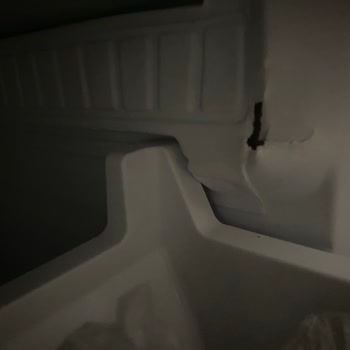 Yeni Beko Buzdolabım Derin Dondurucuda Çatlak, Ücretsiz Değişim Talebi