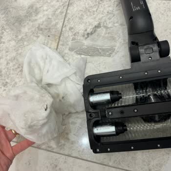 Kirli Fırça Ve Yetersiz Servis Şikayetim