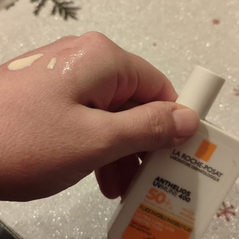 La Roche-Posay Güneş Kremi Rengi Sarıya Dönmüş, Kokusu Rahatsız Edici, Değişim Talebi