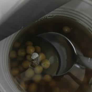 Yurt Bezelye Konservesi Şikayeti!