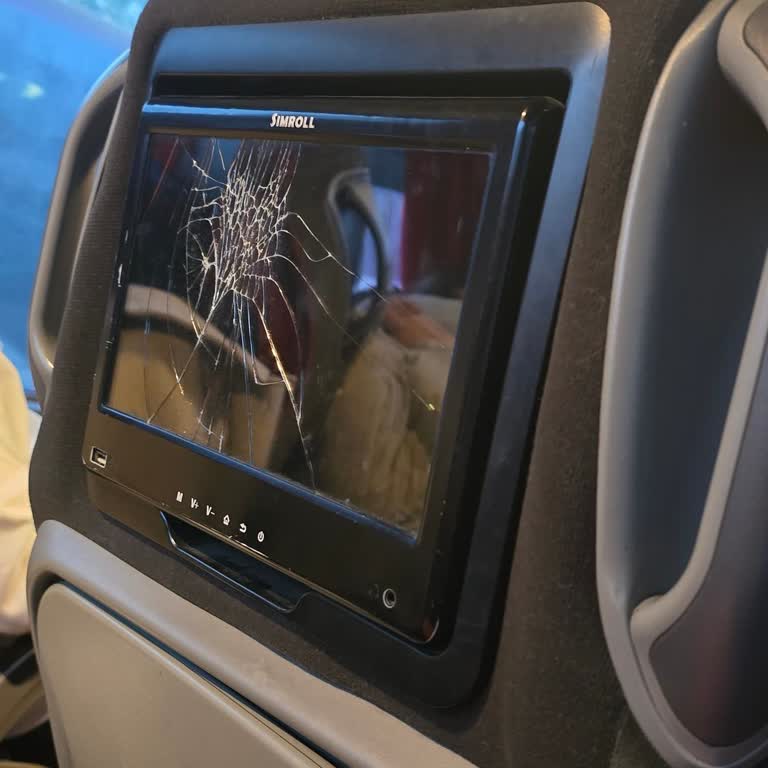 Hisar Tur'da Bozuk Otobüs, Kabaya Muavin Ve Uzun Bekleme Sorunu