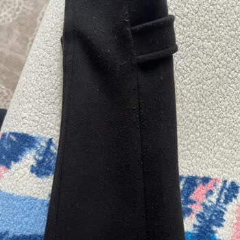 Bershka Kabanının Kalitesizliği Ve Satıcıdan Cevapsızlık