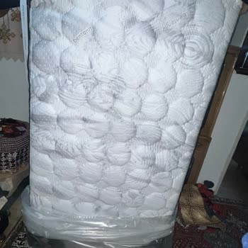 İstikbal Teslimat Gecikmesi Ve Yatakta Delikler Memnuniyetsizliği