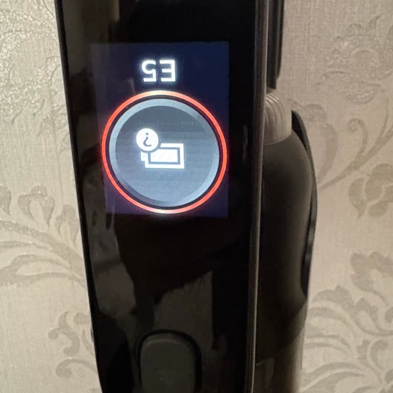 E5 Hatası Nedeniyle Philips Aqua Trio 9000 Süpürgesi 10 Saniyeden Sonra Kapanıyor