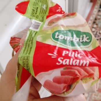 BİM Salamında Plastik Parça Bulunması Güven Sorunu Yaratıyor