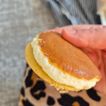 Eti Süt Burger'in İçinden Kıl Çıktı!