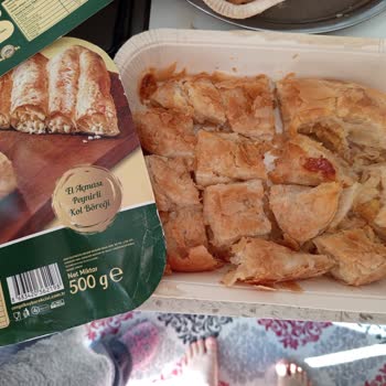 Migros’ta Yanlış İçerikli Kol Böreği Misafir Önünde Hatalı Ürün