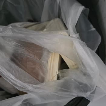 Aknaz Tost Peyniri Lezzetsiz, Çocuklar Yerken İğrendiler