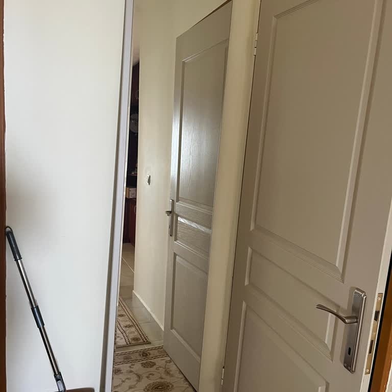 Dolap Kapısında Tekrarlanan Defolar Ve Uzun Süreli Çözüm Eksikliği