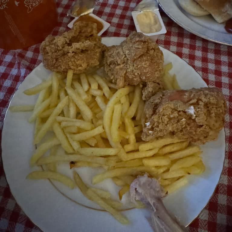 Migros Yemek Üzerinden Popeyes Siparişinde Yanlış Ürün Gönderimi Ve Kupon Zorlaması