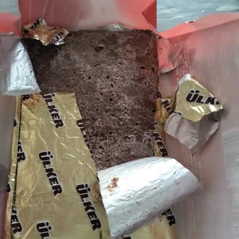 Ülker Bol Sütlü Çikolata Bozuk Çıktı