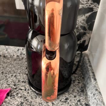 Korkmaz Çaycının Kulplarında Ciddi Renk Değişimi Yaşıyorum