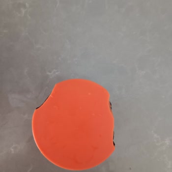 Karaca Termosunun Kapağı Kırıldı, Yedek Kapak Satışı Olmadığı İçin Şikayet