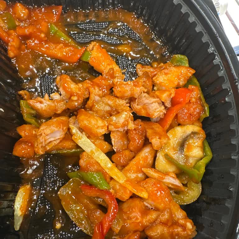 Sayrem'de Et Pişirilmemesi Ve Çalışanların İlgisizliği