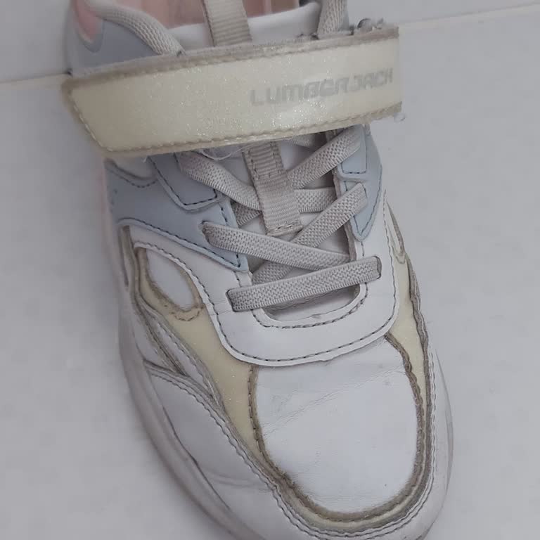 FLO Mağazasında Lumberjack Çocuk Ayakkabısının Kalitesizliği Ve Tüketici Hatası İddiası