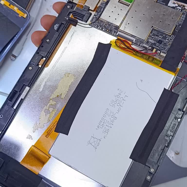 Garanti Onarımında Orijinal Olmayan Parçalar Ve Tekrarlayan Şarj Sorunu