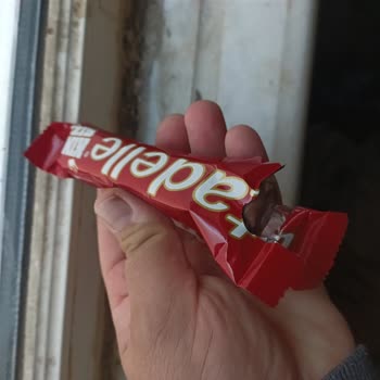 Fındıklı Çikolata Barında Beyazlama Sorunu Ve Tazelik Endişesi