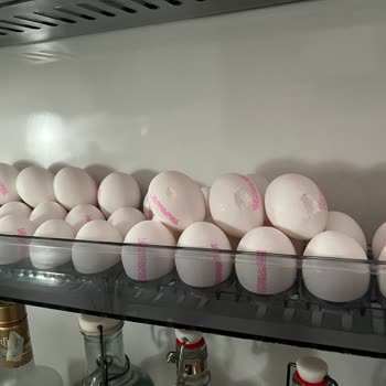 Migros Bostancı’da Yumurta Paketi İçinde Kırık Yumurta Sorunu Tekrarlıyor