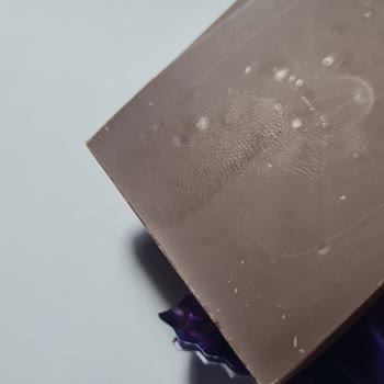 BİM’deki Buono Çikolatasında Baloncuk Ve Beyaz Lekeler Nedeniyle Güven Kaybı Ve İade Talebi