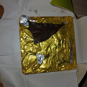 Eti Antep Fıstıklı Çikolatanın Paketleme Hatası Ve Hijyen Sorunu