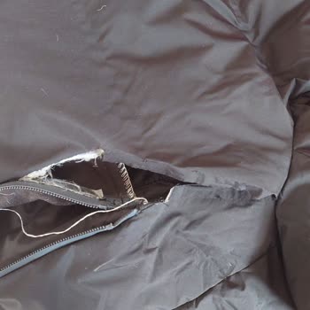 Boyner Bir Haftada Yırtılan Mont İçin İade Talebi