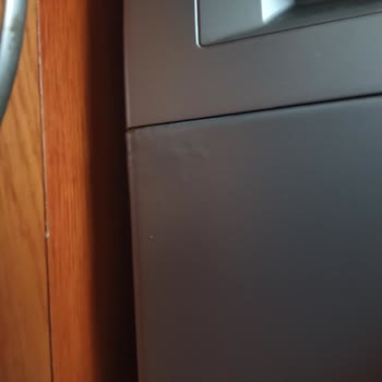 Bosch Çamaşır Makinesinde Boya Kabarması Ve Ücretsiz Değişim Talebi