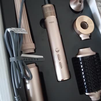 Sinbo Saç Şekillendirici Patladı Ve Yanık Kokusu Çıktı