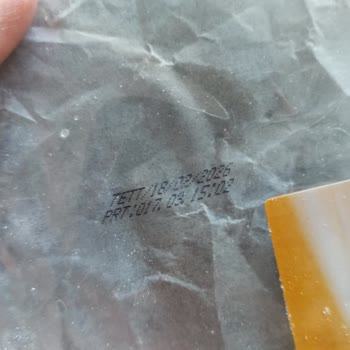 Şok Marketler Küflü ve Parçalanmış Yufka Ürünü