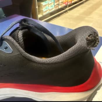 Skechers Ayakkabısının Üretim Kusuru Olarak Yırtılması Ve Şikayetimin Reddedilmesi