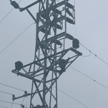 Dicle Elektrik Dağıtım Çiftlik Köyünde Sürekli Elektrik Kesintileri