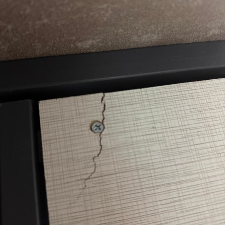 Açık Ambalajdaki Hasarlı Baza Ve Yatak İadesi Çözülmedi